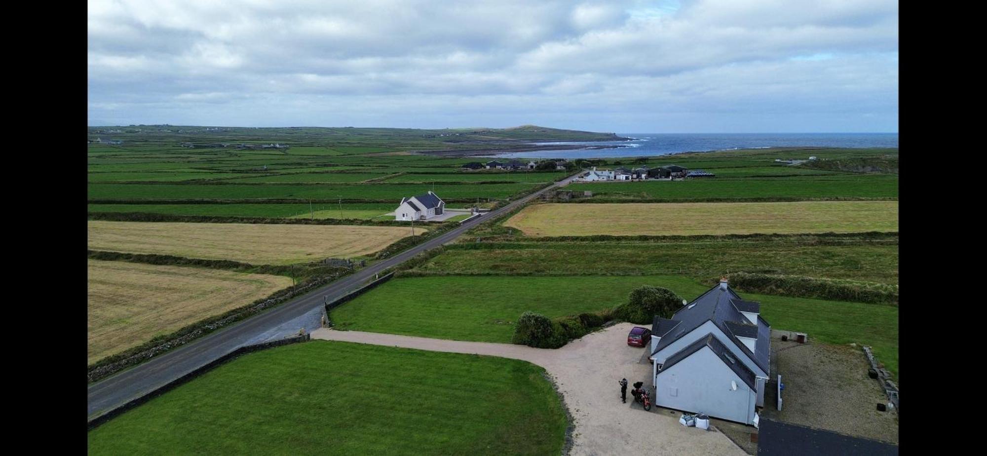 Cois Na Mara Eire Code V15 T677 Derrynadivva Exterior foto
